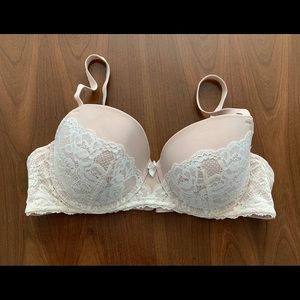 Torrid Size 40B Demi Bra with Lace
